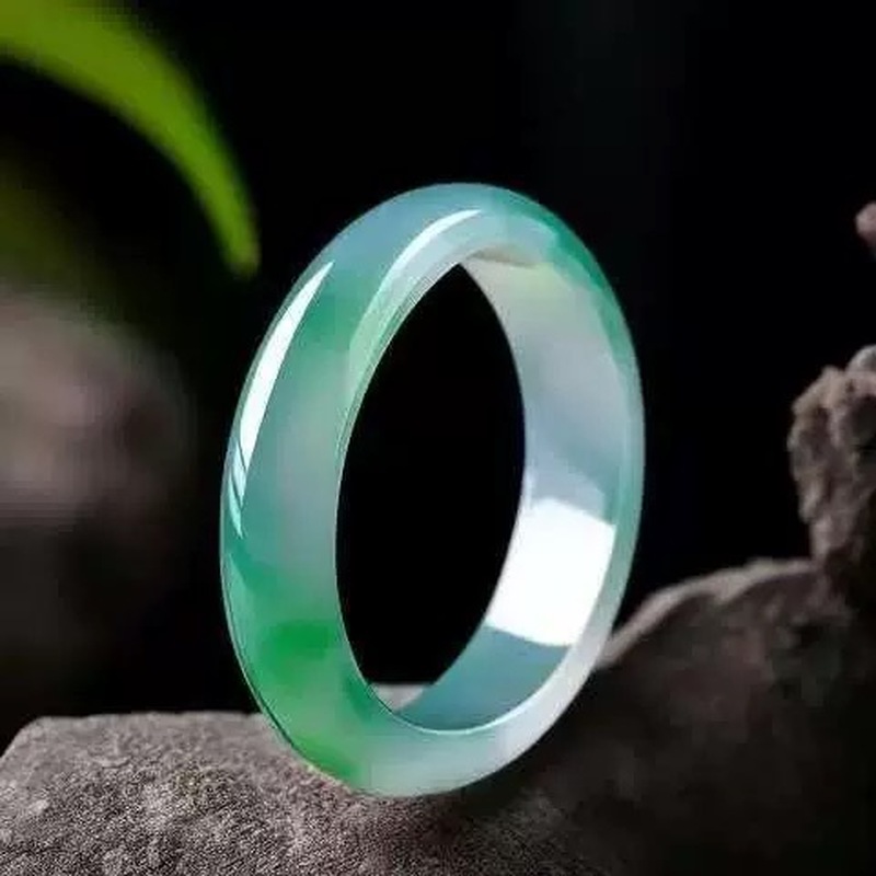 Bracelet en jadéite de Birmani - Lighting avis et prix